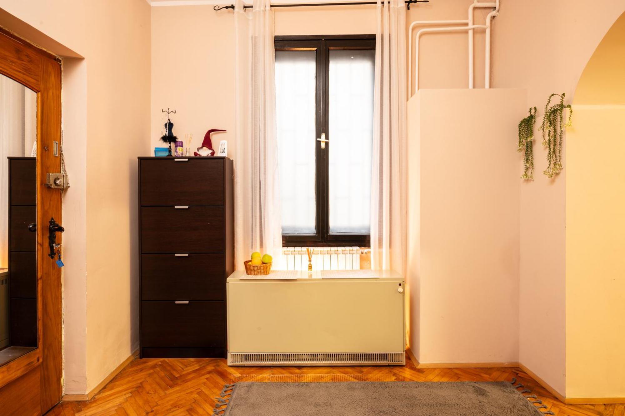 Cozy Apartment In City Center Belgrado Esterno foto