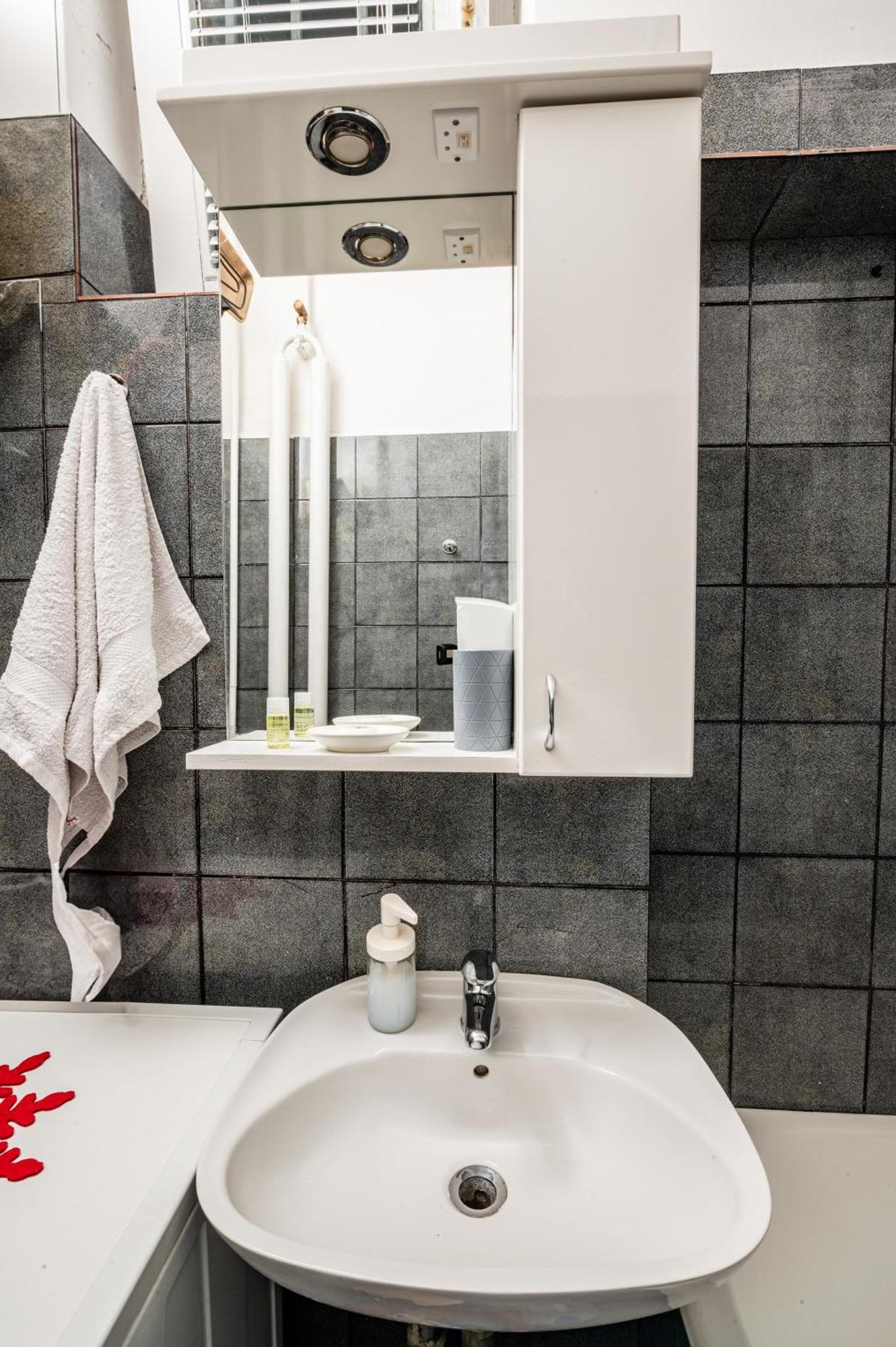 Cozy Apartment In City Center Belgrado Esterno foto