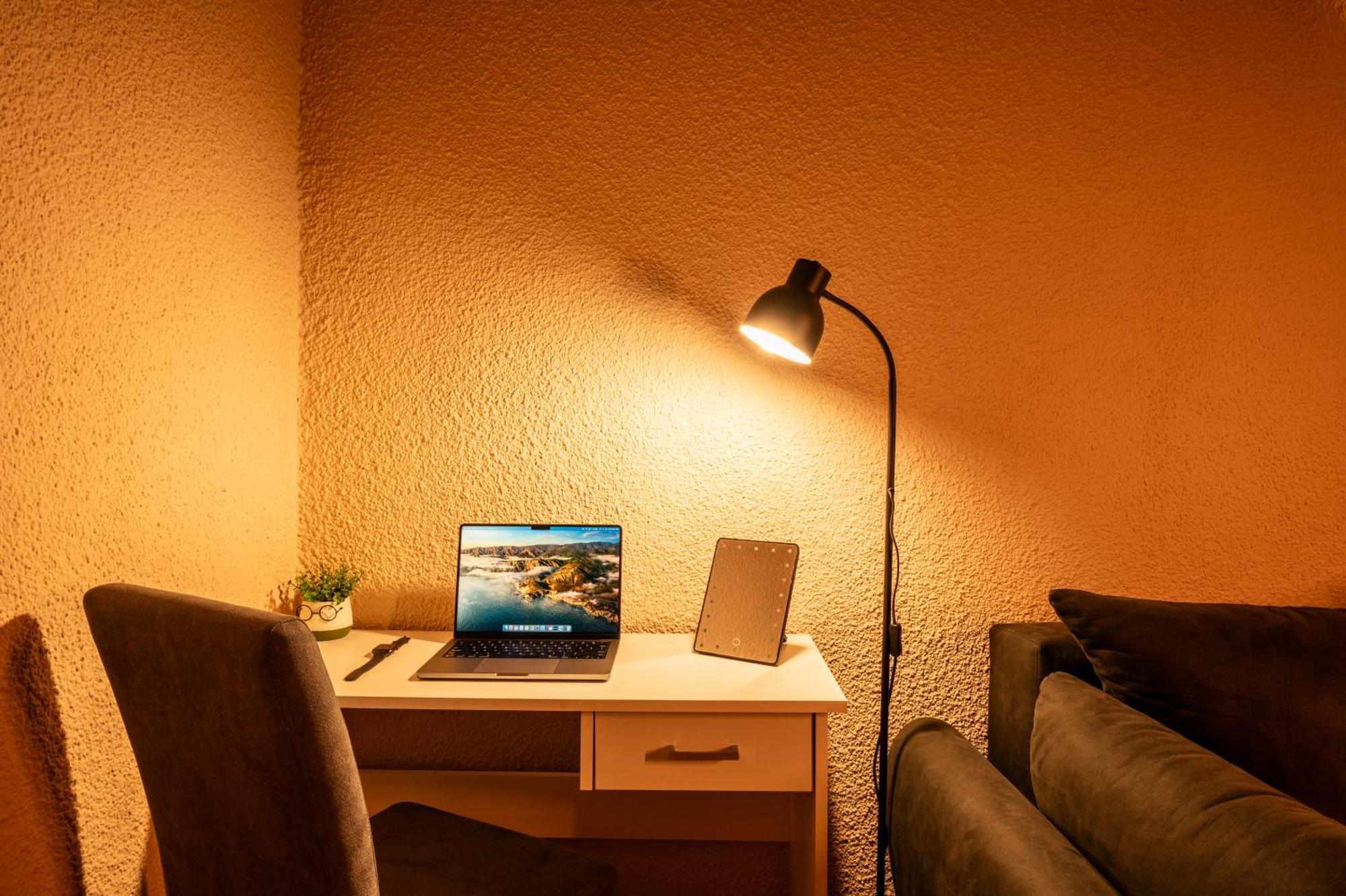 Cozy Apartment In City Center Belgrado Esterno foto