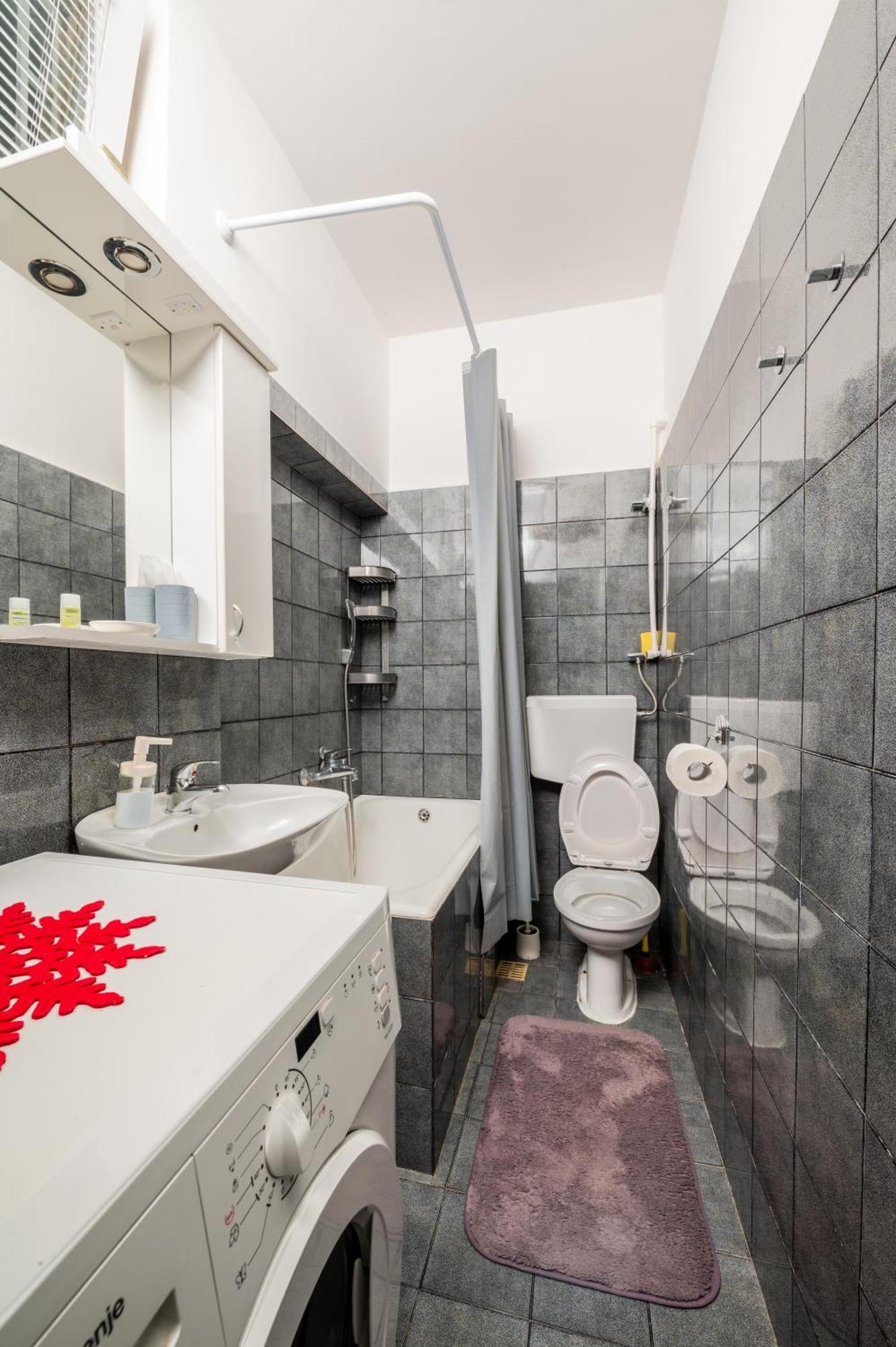 Cozy Apartment In City Center Belgrado Esterno foto
